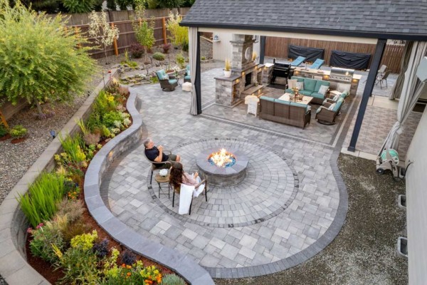 Eight Lanes Landscaping Brings Innovative Outdoor Solutions to Danbury, CT