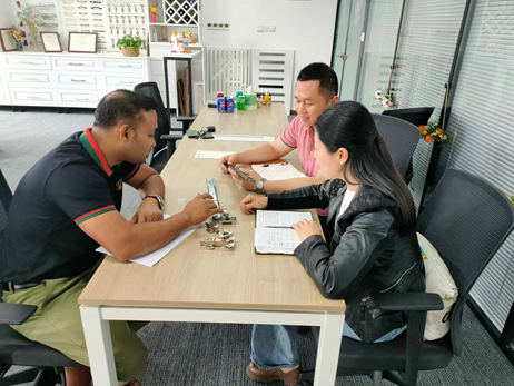 Hengchuan Welcomes Long-Term International Partner to Explore New Product Innovations and Expand Strategic Cooperation