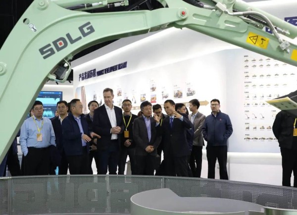 77a3a29e-bf7c-41f7-8327-6caceaa49e2b