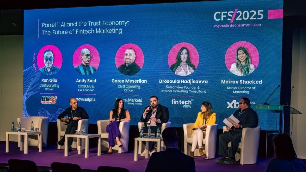 How AI Rewrites Discovery: Why Fintech Leaders Can’t Ignore GEO