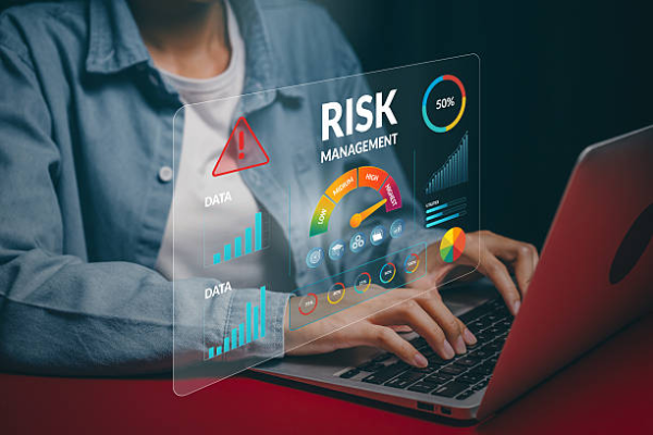 How Digital Safety Management Systems Improve Workplace Compliance and Risk Control