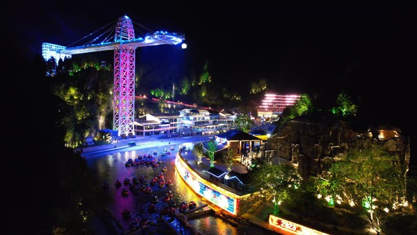 Qiandongnan Draws Travelers for Cooler Weather and Longer Summer Stays