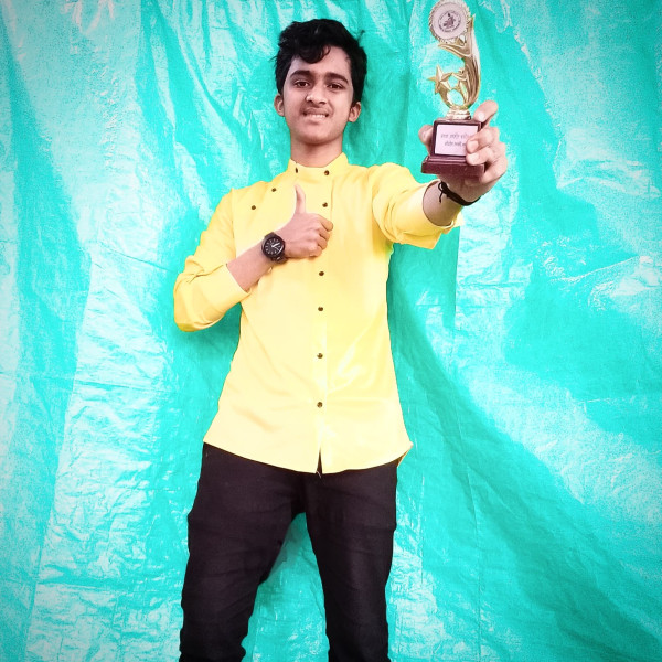 Mousom Bharadwaj win National level Best artist award & chitra kala shilpi award 2023.