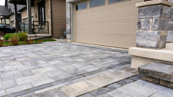 Woodbridge Vaughan Interlocking Driveway