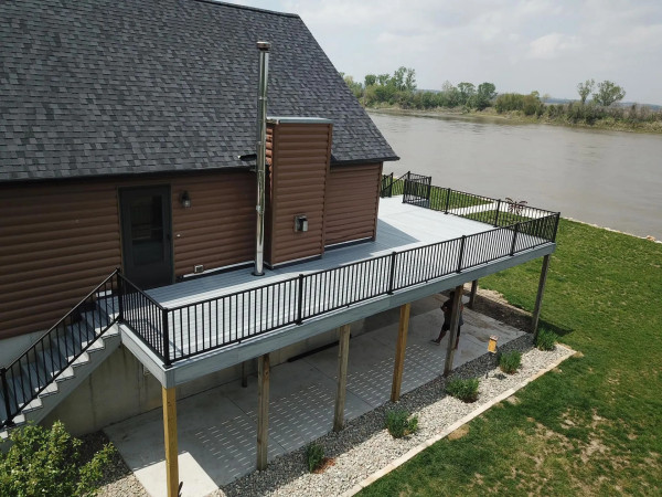 Hunt Home Remodeling Unveils New Custom Deck-Building Services in Omaha, NE